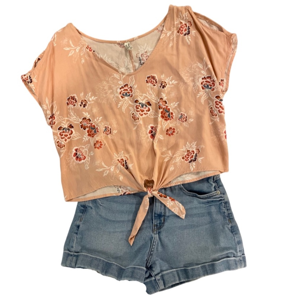 Mudd Flowery Top